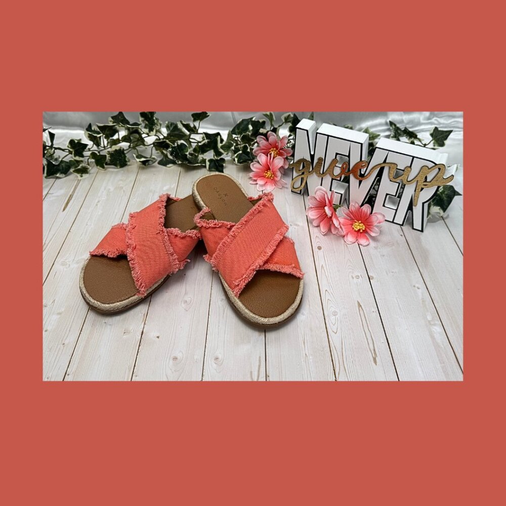 Caslon “Paxton” Coral Frayed Strap Slide Sandals - Size 6M